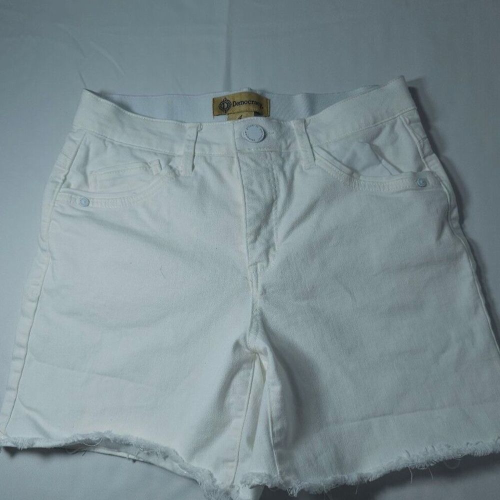 Democracy White Denim Frayed-Hem Shorts